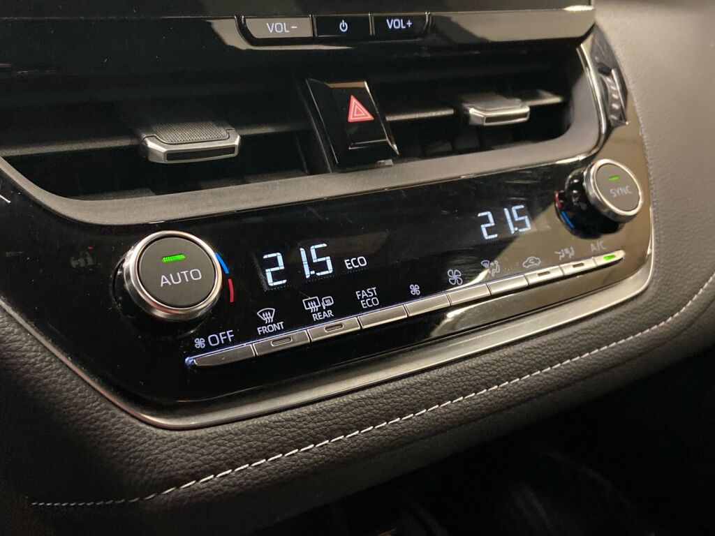 Toyota Corolla 2024 Musta