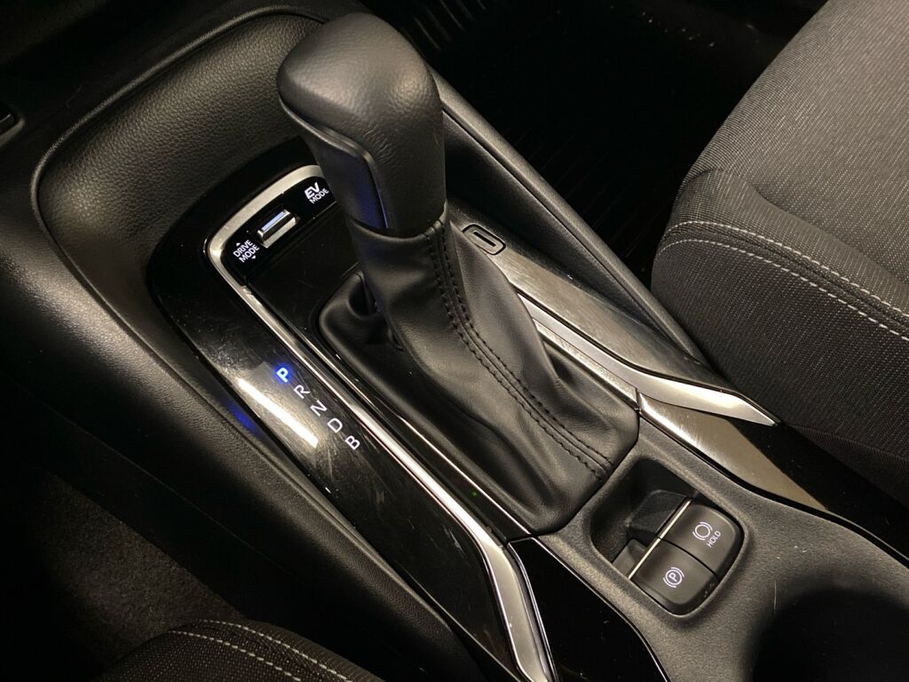 Toyota Corolla 2024 Musta