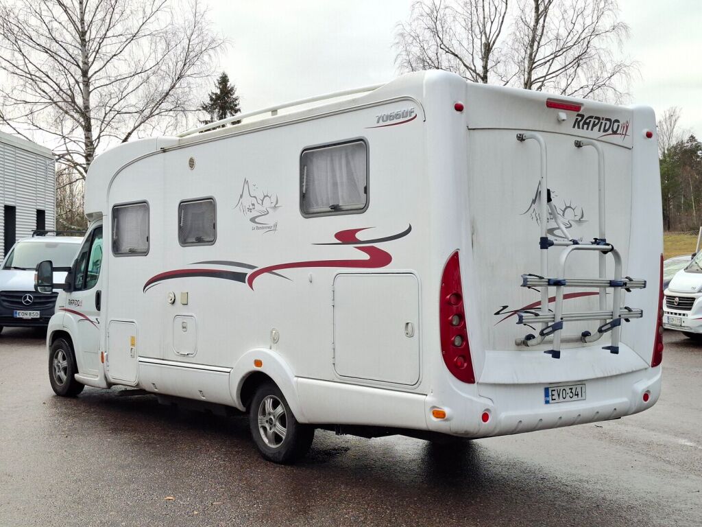 Rapido 7066 DF 2009 Valkoinen