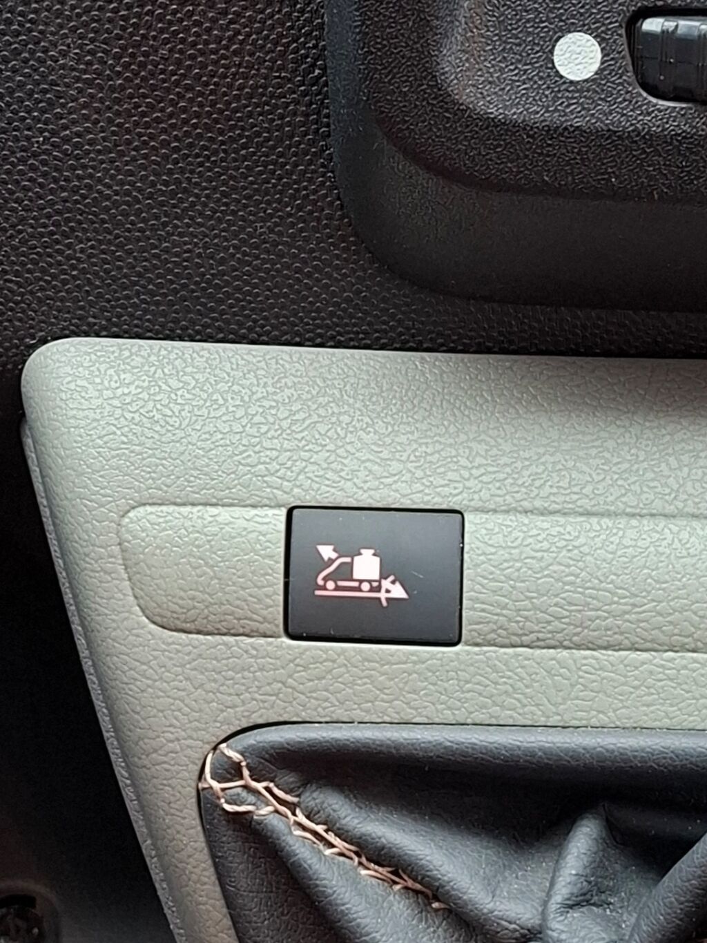 Rapido 7066 DF 2009 Valkoinen