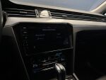 Volkswagen Passat 2021 Sininen