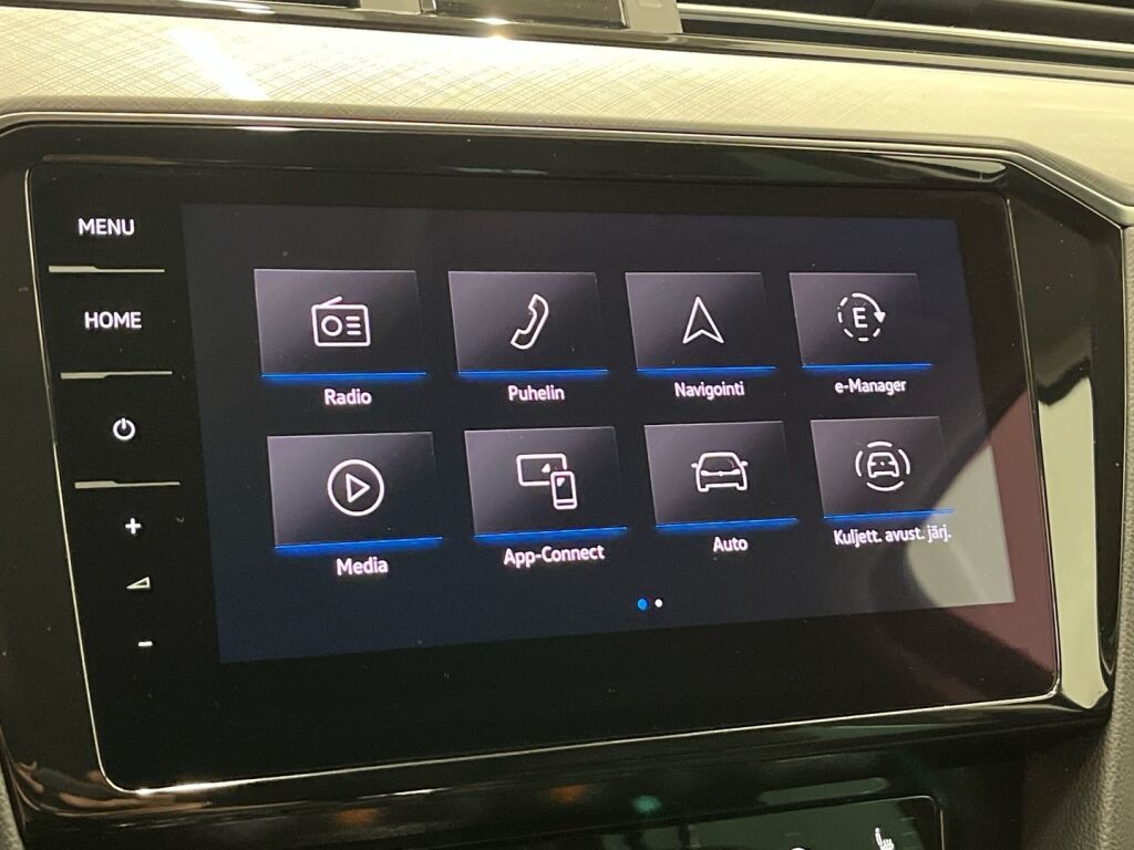 Volkswagen Passat 2021 Sininen