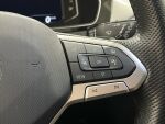 Volkswagen Passat 2021 Sininen