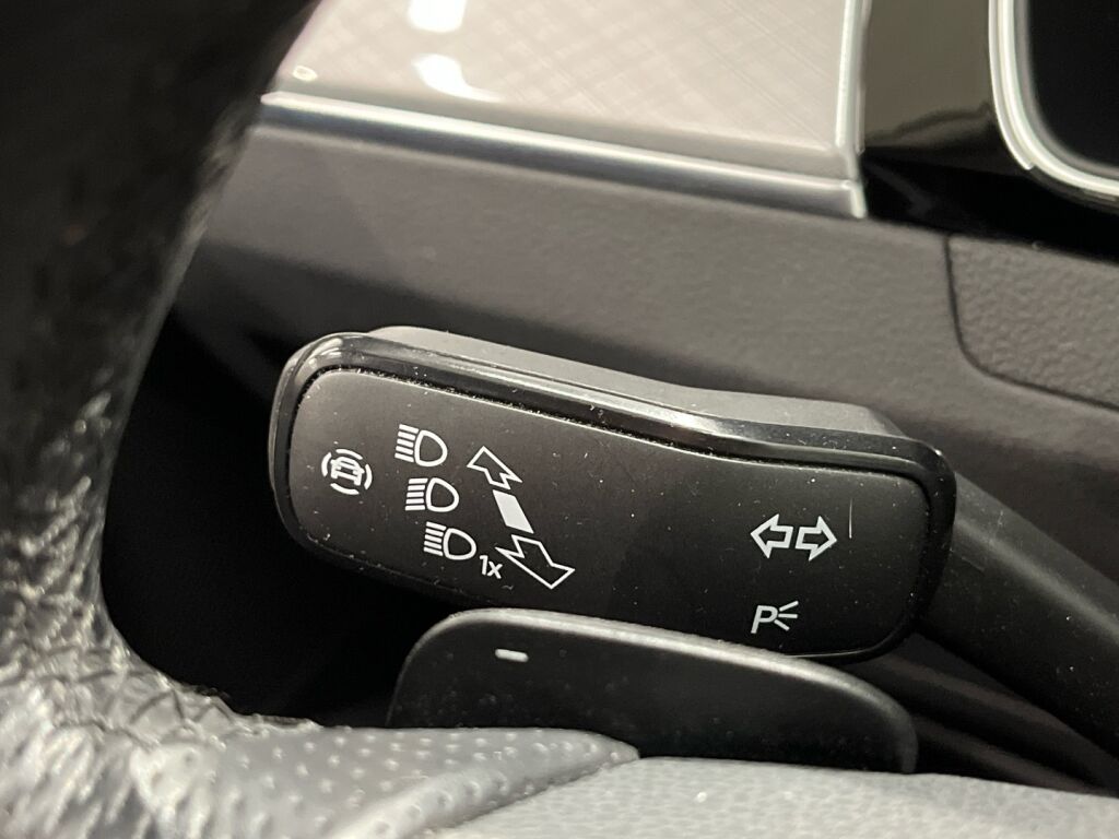 Volkswagen Passat 2021 Sininen