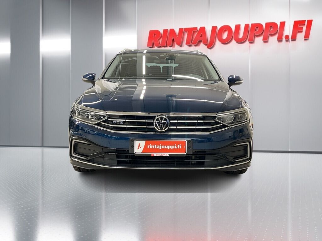 Volkswagen Passat 2021 Sininen