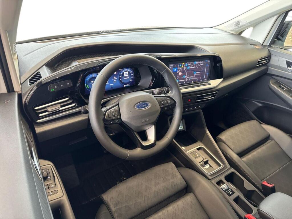 Ford Grand Tourneo Connect 2026 Frozen White