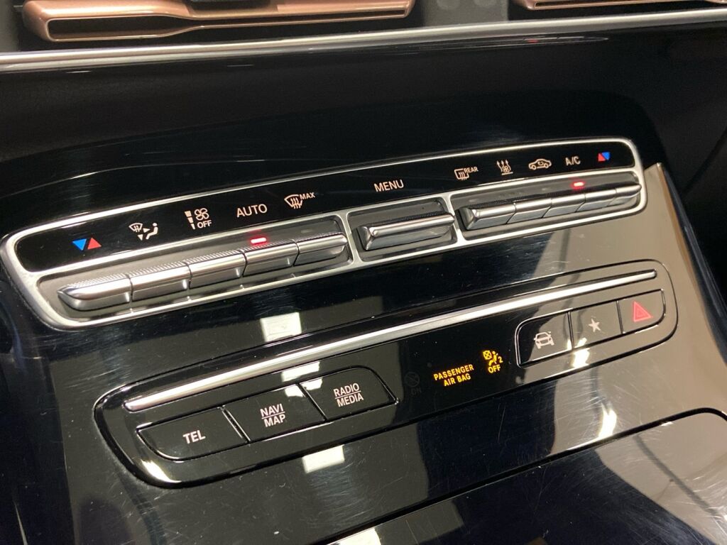 Mercedes-Benz EQC 2022 