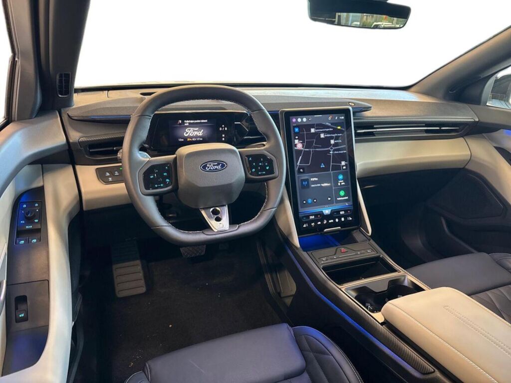 Ford Capri 2025 Frozen White