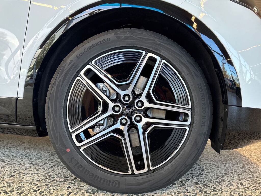 Ford Capri 2025 Frozen White