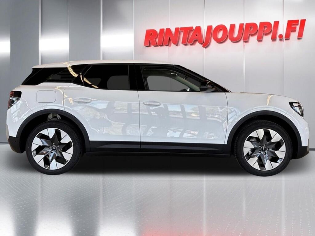 Ford Explorer 2025 Frozen White