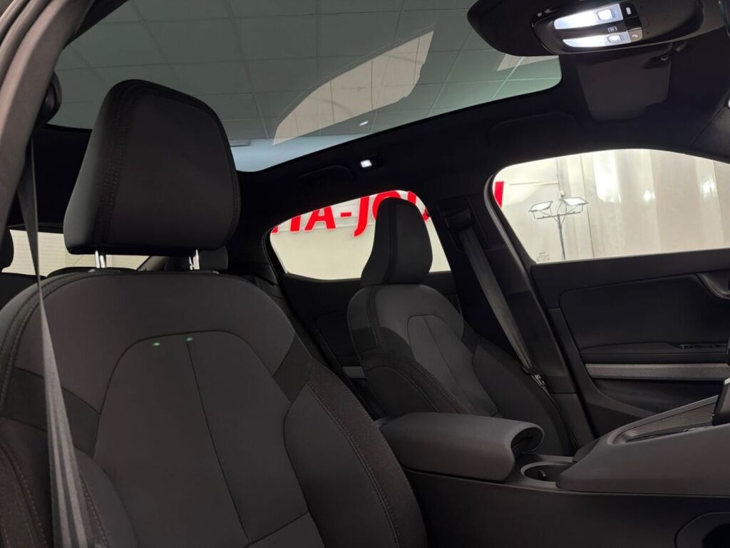 Polestar 2 2024 Musta