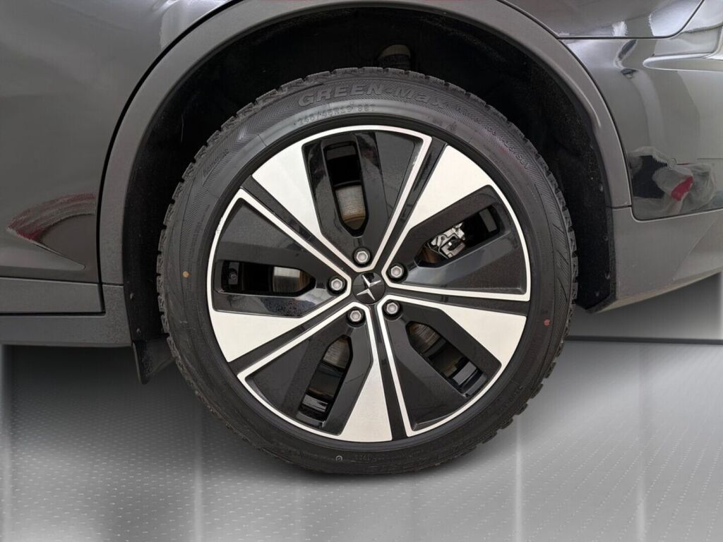 Polestar 2 2024 Musta