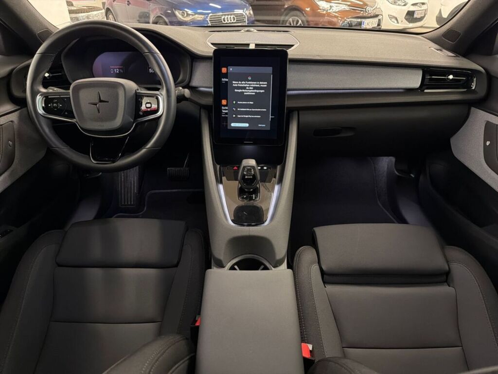 Polestar 2 2024 Musta
