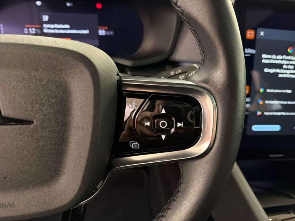 Polestar 2 2024 Musta