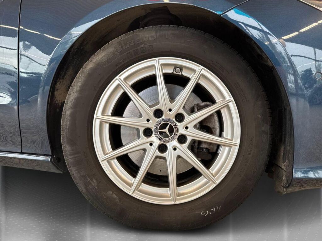 Mercedes-Benz CLA 2021 Sininen