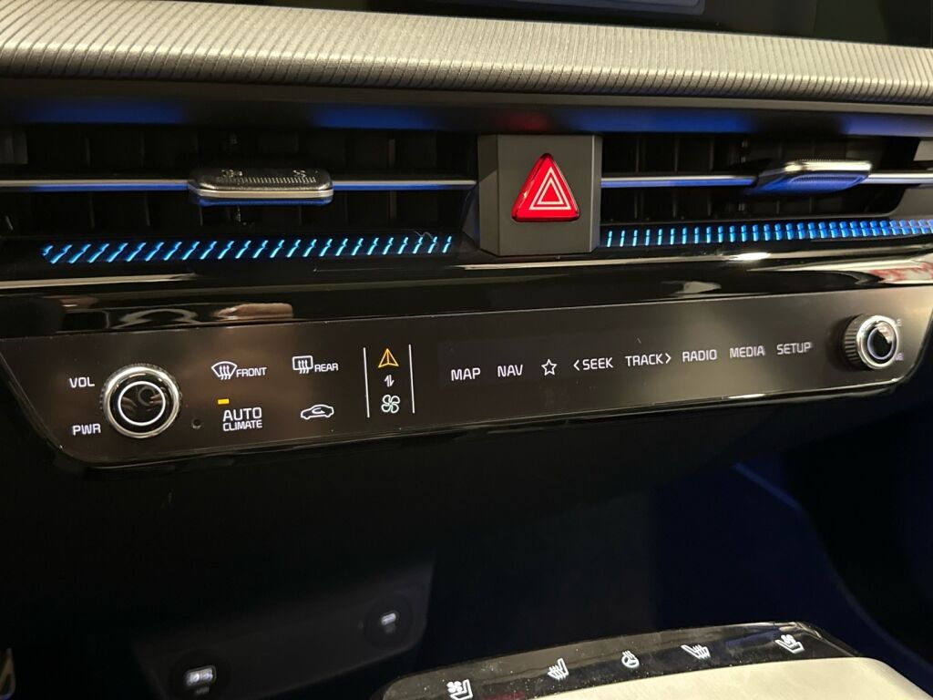 Kia EV6 2024 Yacht Blue