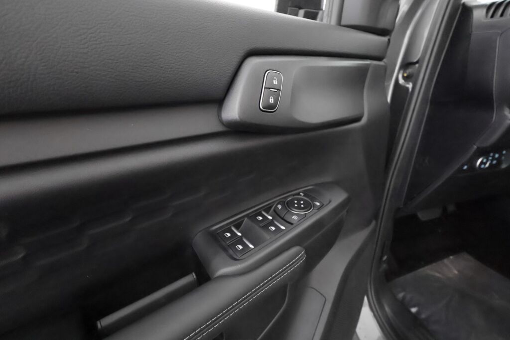 Ford Ranger 2025 Harmaa