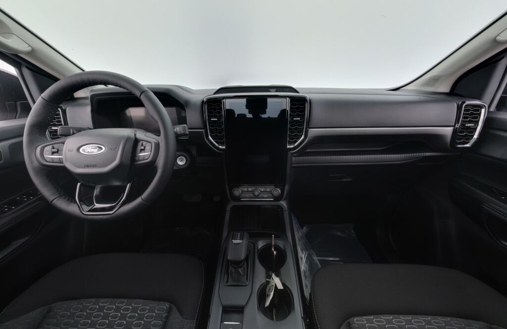 Ford Ranger 2025 Harmaa