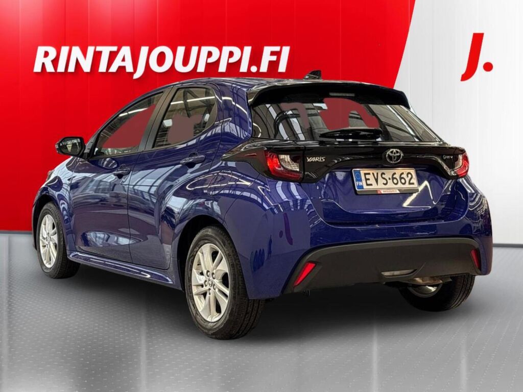 Toyota Yaris 2025 Sininen
