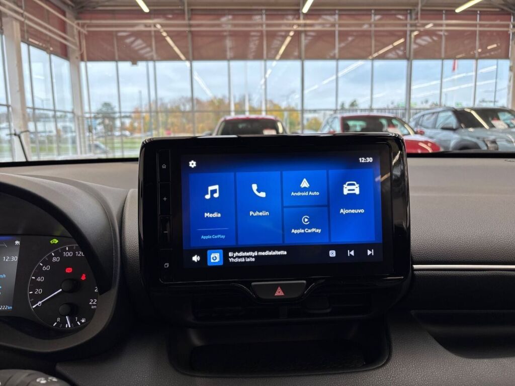 Toyota Yaris 2025 Sininen