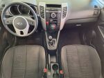 Kia Venga 2012 Ruskea (beige)