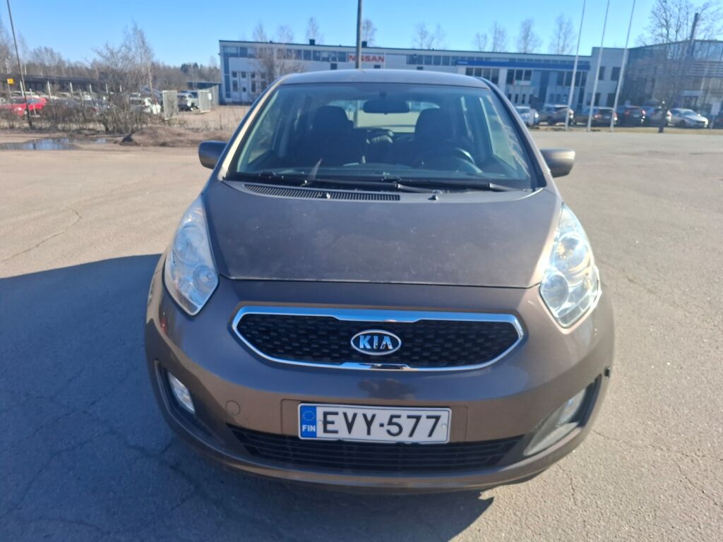 Kia Venga 2012 Ruskea (beige)