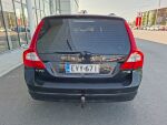 Volvo V70 2012 Musta
