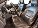Volvo V70 2012 Musta