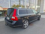 Volvo V70 2012 Musta