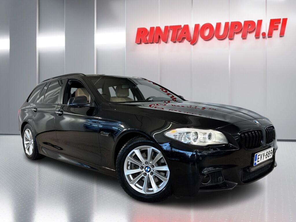 BMW 520 2013 Musta