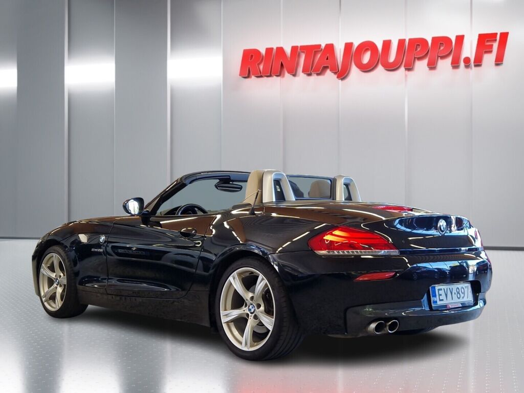 BMW Z4 2012 Musta