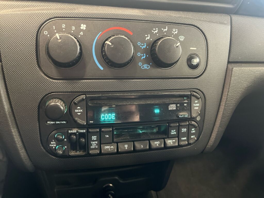 Chrysler Sebring 2004 Punainen