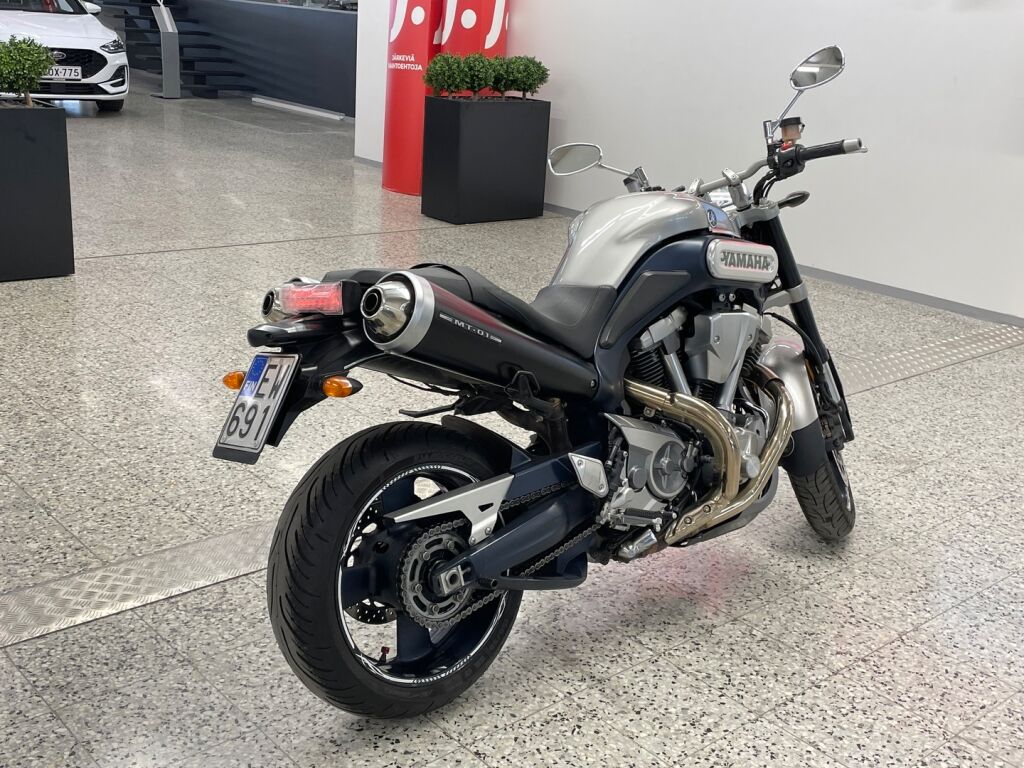 Yamaha MT-01 2005 