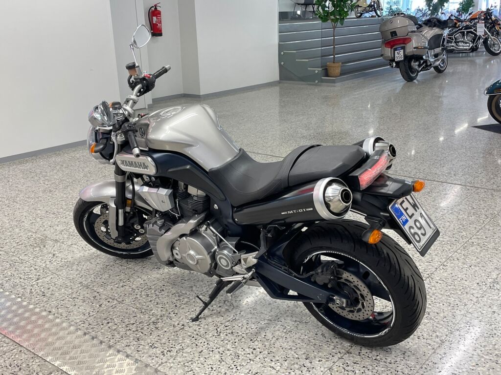 Yamaha MT-01 2005 