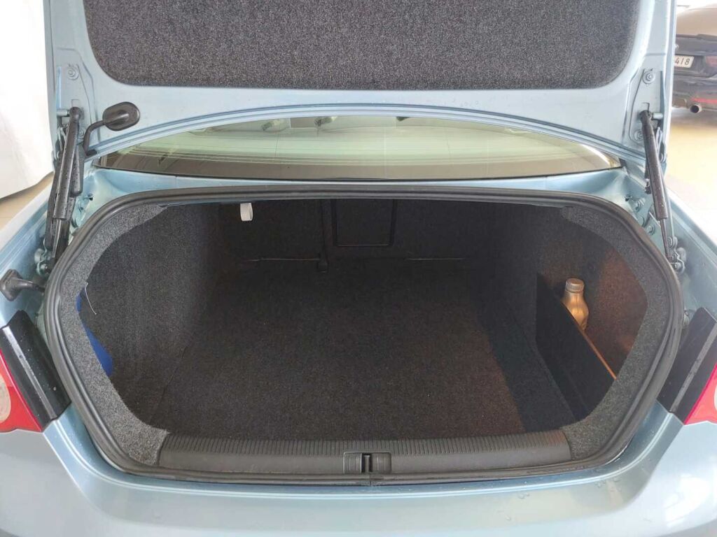 Volkswagen Jetta 2007 Sininen