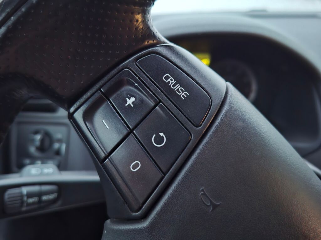 Volvo S40 2006 Punainen