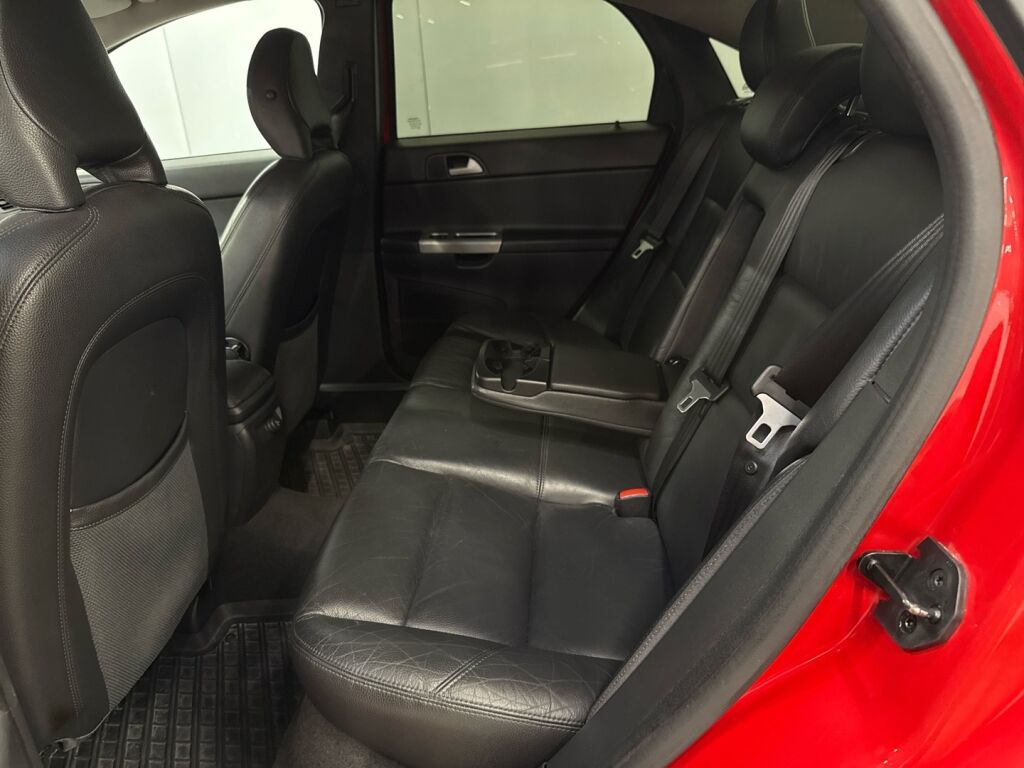 Volvo S40 2006 Punainen