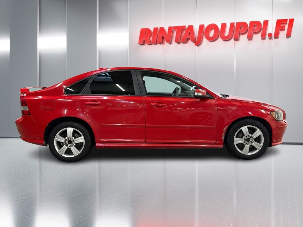 Volvo S40 2006 Punainen