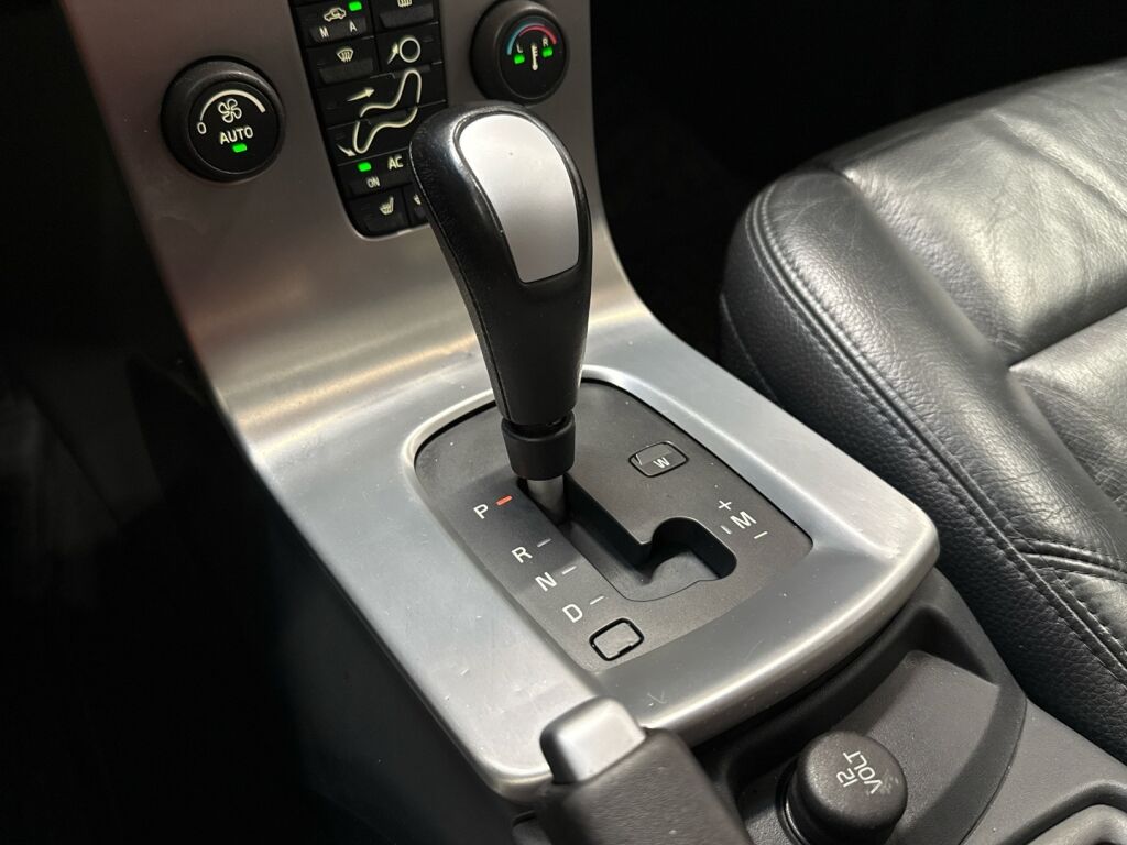 Volvo S40 2006 Punainen