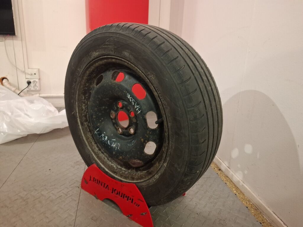 Skoda Fabia 2009 Ruskea (beige)