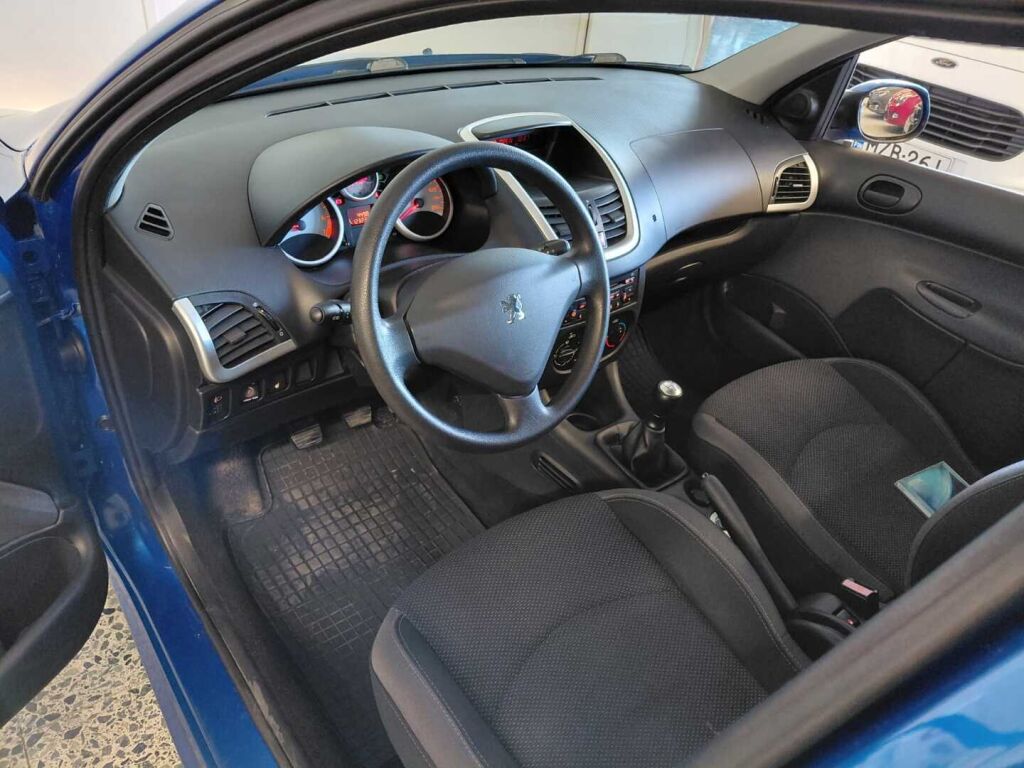 Peugeot 206+ 2009 Sininen