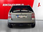 Volkswagen Passat Variant 2004 Harmaa