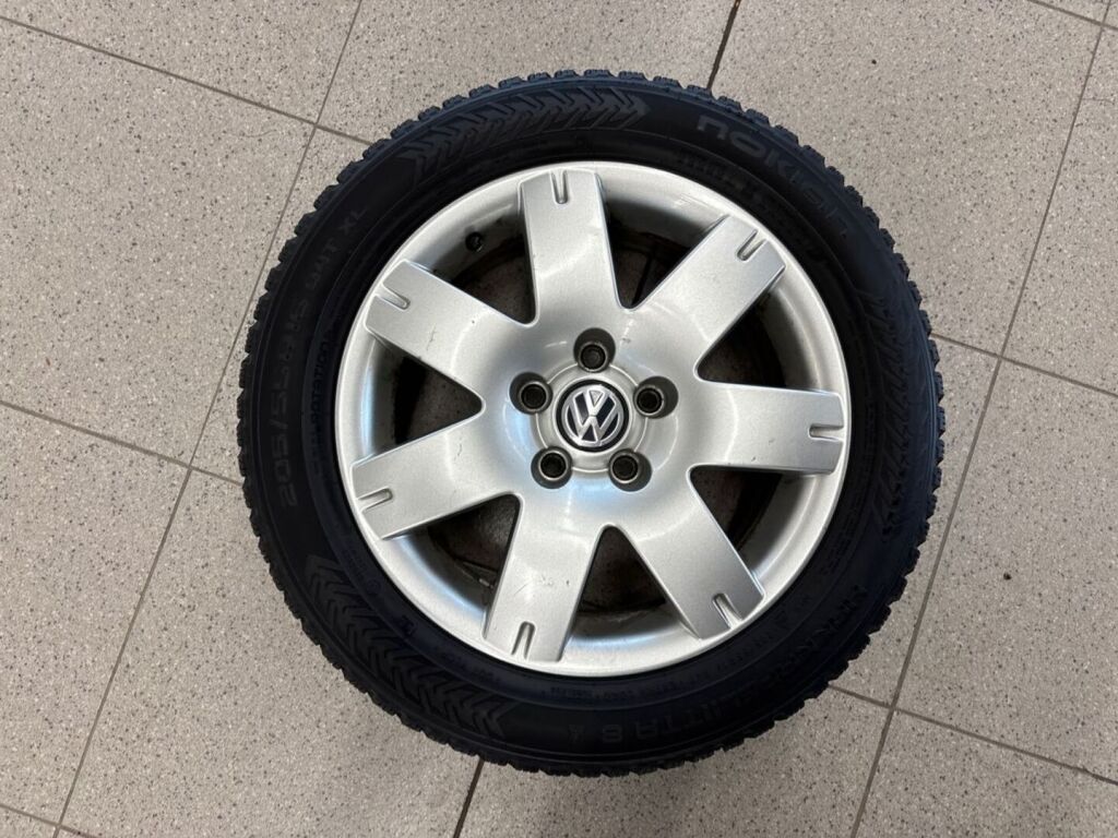 Volkswagen Passat Variant 2004 Harmaa