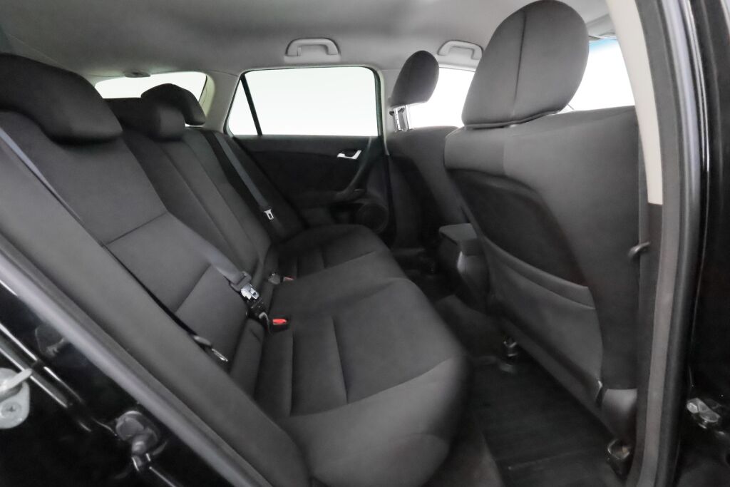 Honda Accord 2013 Musta