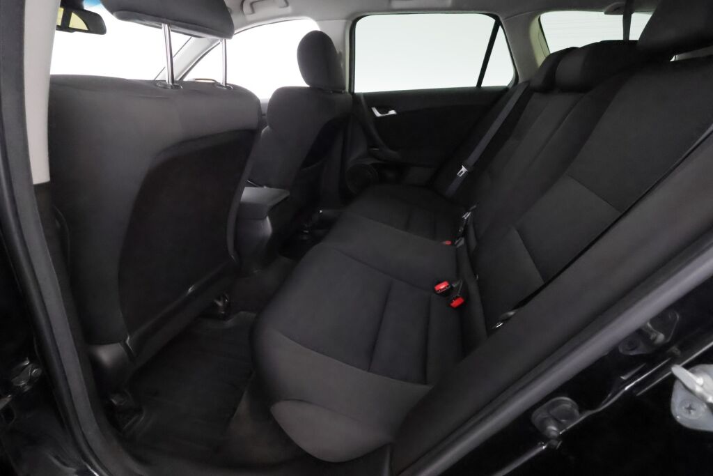 Honda Accord 2013 Musta