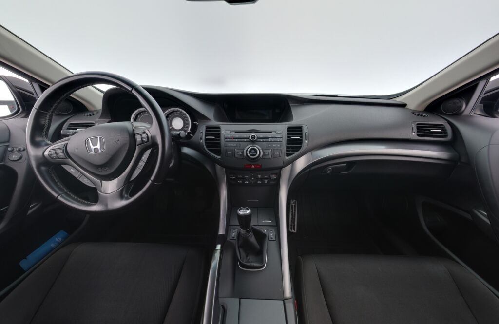 Honda Accord 2013 Musta