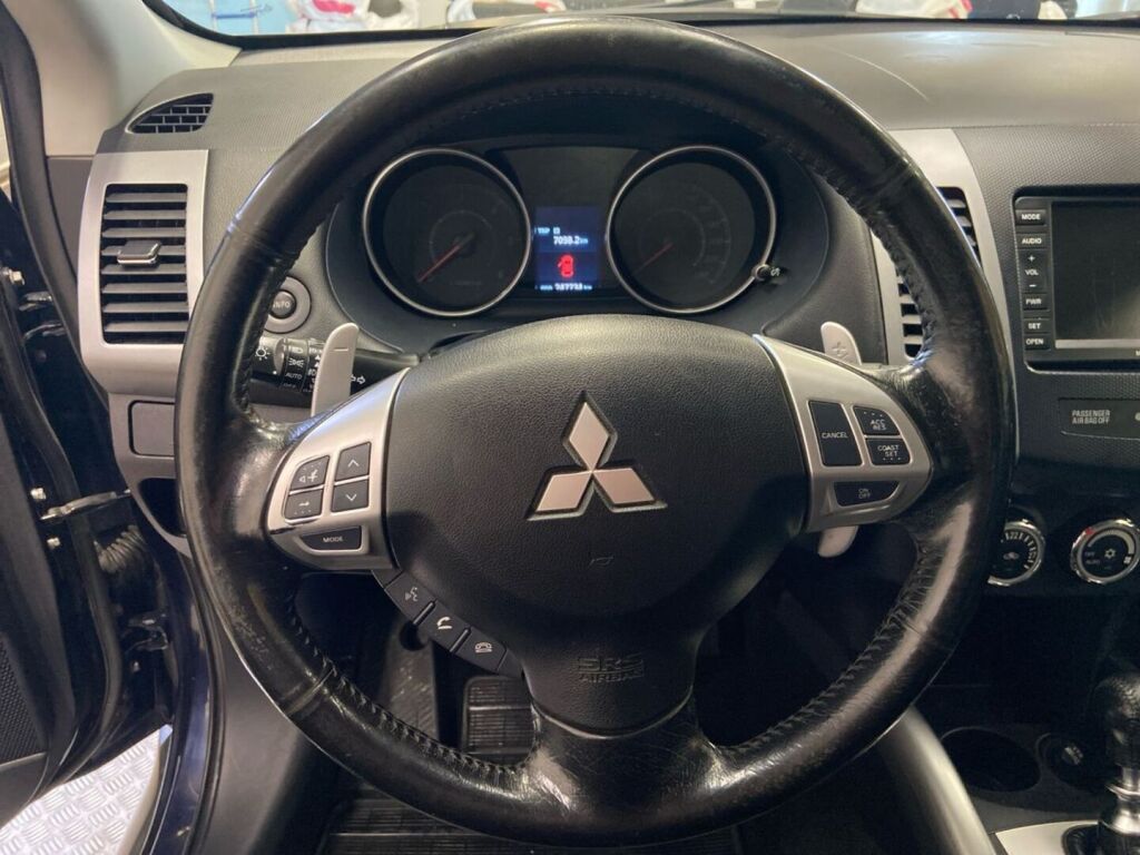Mitsubishi Outlander 2011 Sininen