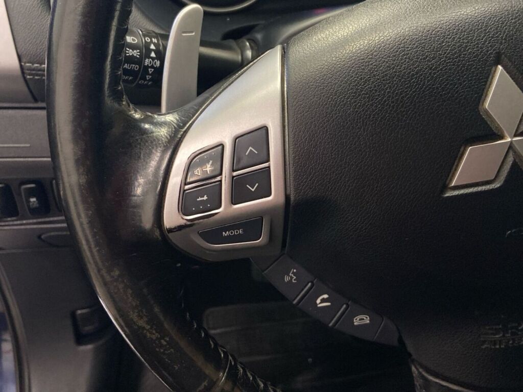 Mitsubishi Outlander 2011 Sininen