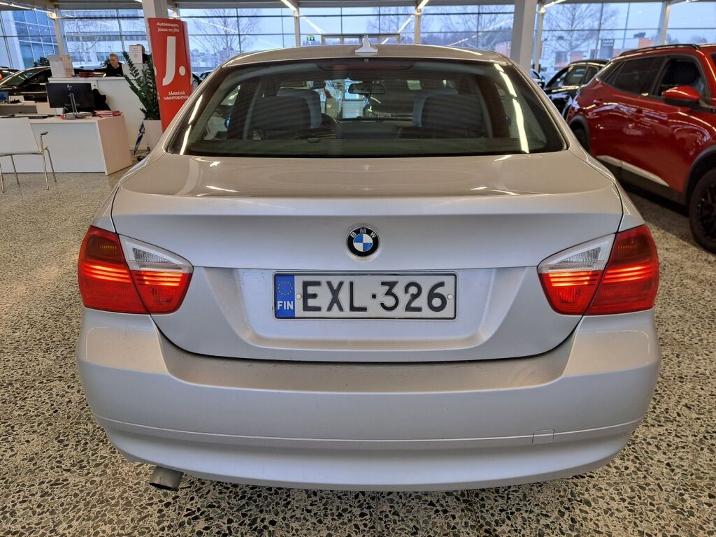 BMW 320 2005 Harmaa