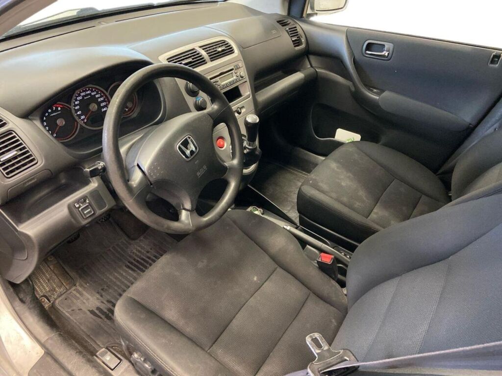 Honda Civic 2005 Harmaa
